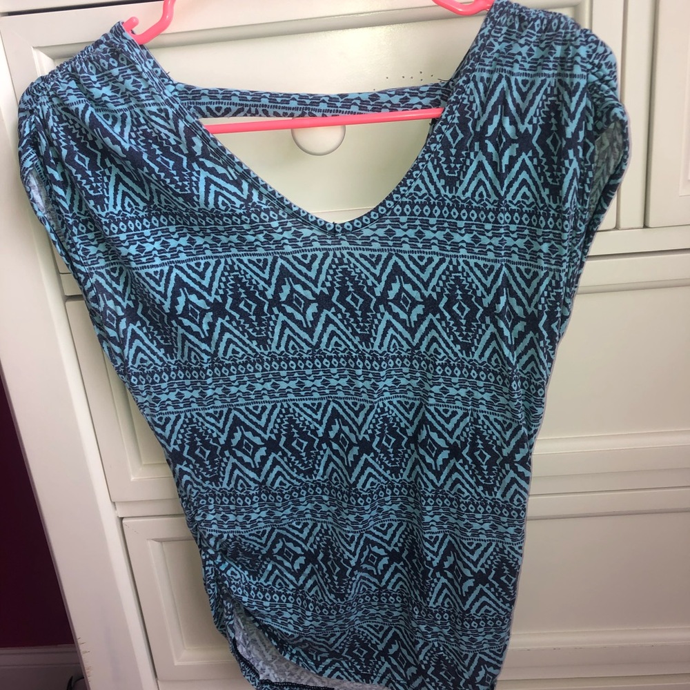 V-Neck Fitted Blue Dress Shirt (XS)